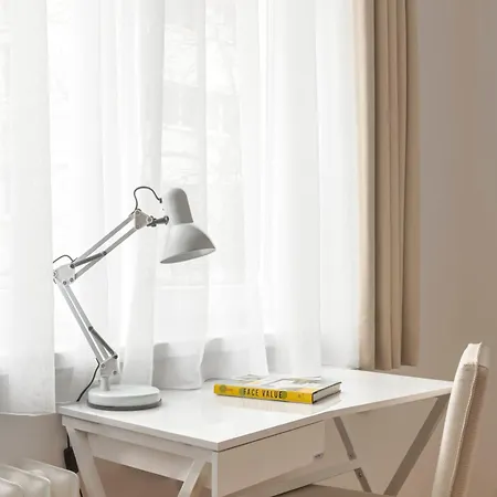 Charming Light-filled 2br Near Park And Ndk Apartament