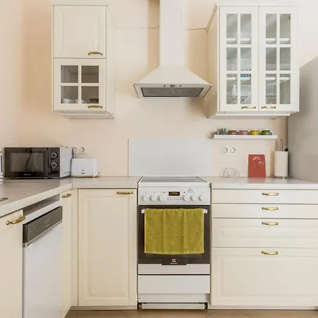 Apartament Charming Light-filled 2br Near Park And Ndk *